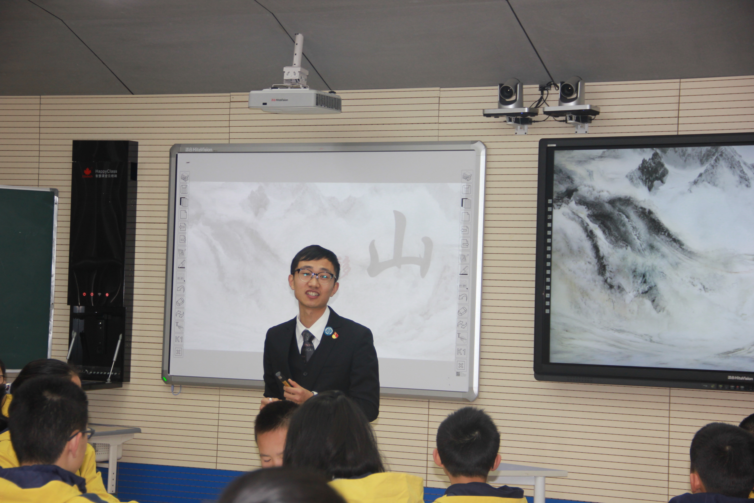1576501416487765.jpg IMG_1254育才刘晓阳.JPG